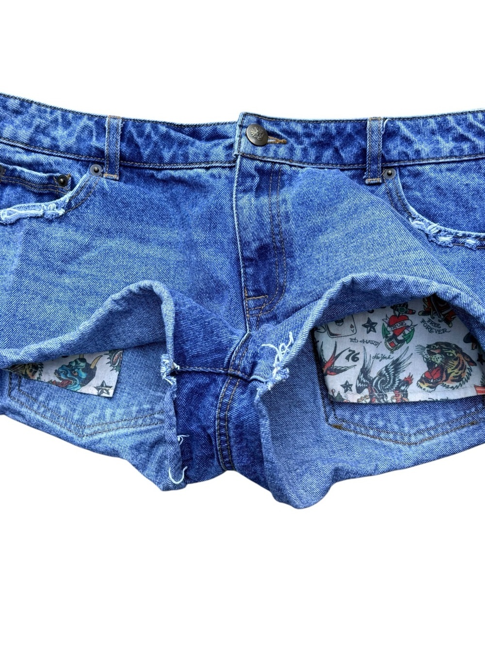 Ed Hardy Denim Shorts Large Y2K Skull Tattoo Low Rise Cutoffs - Picture 10 of 11